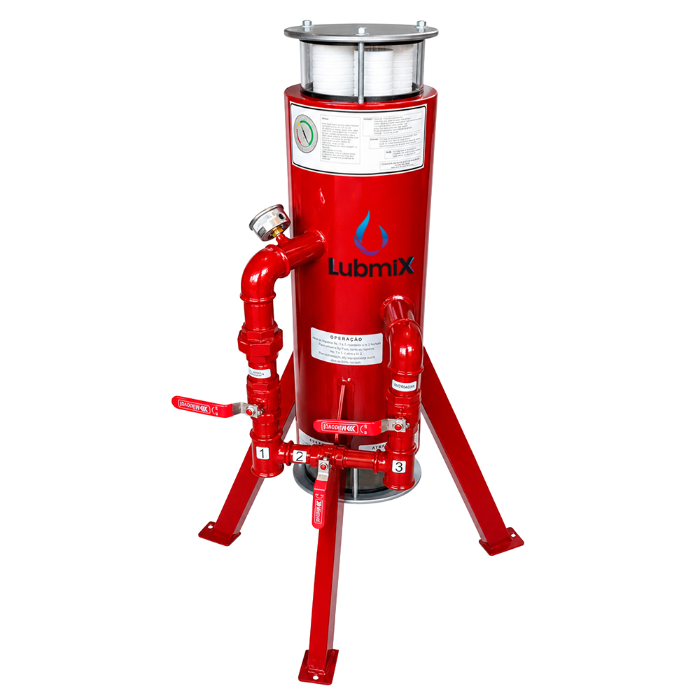 Filtro de combustível e óleo industrial estático da marca Lubmix, modelo MIX-SF1000-S, pintado na cor vermelha brilhante. O equipamento possui formato cilíndrico vertical e é sustentado por uma base de tripé com pés metálicos angulados. Na parte superior do cilindro, há uma cúpula de vidro transparente que revela elementos filtrantes brancos em seu interior. No corpo principal, destaca-se o logotipo colorido da Lubmix e adesivos brancos com instruções de operação e diagramas de pressão. Acoplado à lateral, há um sistema de tubulação hidráulica vermelha com três registros manuais de alavanca (válvulas de esfera) numerados com etiquetas brancas de 1 a 3. Um manômetro analógico está instalado no topo dessa tubulação para monitoramento da pressão.