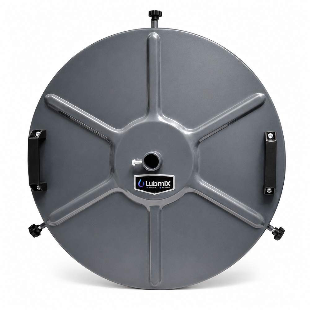 Bomba pneumática para graxa Lubmix montada em conjunto para tambor, equipada com regulador de pressão, mangueira de alta pressão, tampa metálica e placa seguidora. Desenvolvida para lubrificação industrial com transferência eficiente de graxa em oficinas, indústrias e centros de manutenção.